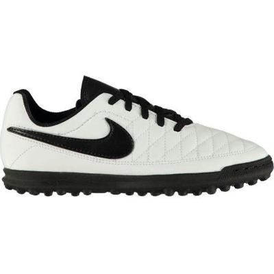 Nike AQ7901-107 MAJESTRY FUTBOL HALISAHA AYAKKABISI